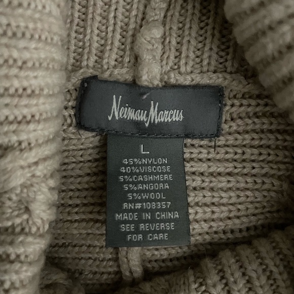 Sweater poncho from Neiman Marcus - Picture 3 of 6
